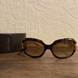 Vera Wang Sunglasses V200
